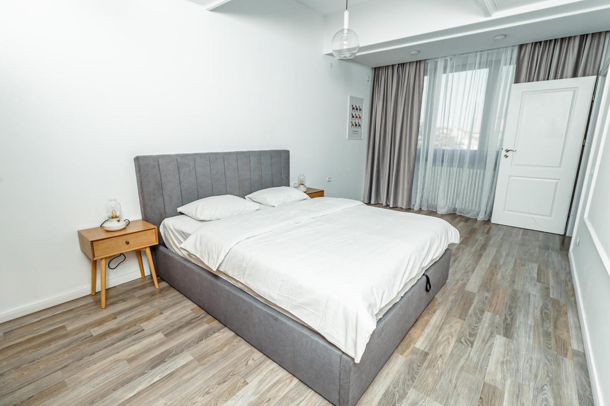 City Center Premium Apartments 2 Bukares Bagian luar foto